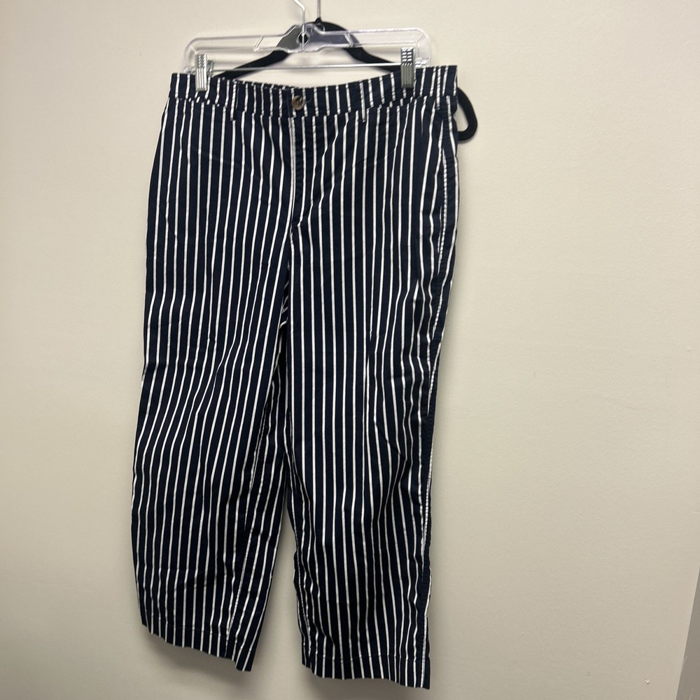 Chicos Size 2 (US 10) Wide Leg Crop Pants Navy White Stripe Classic Fashion